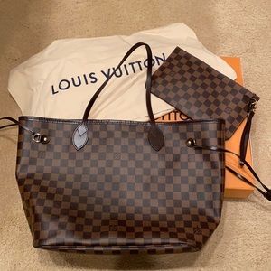 Louis Vuitton MM never full